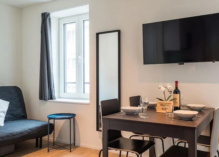 Hitrental Central Station Apartment